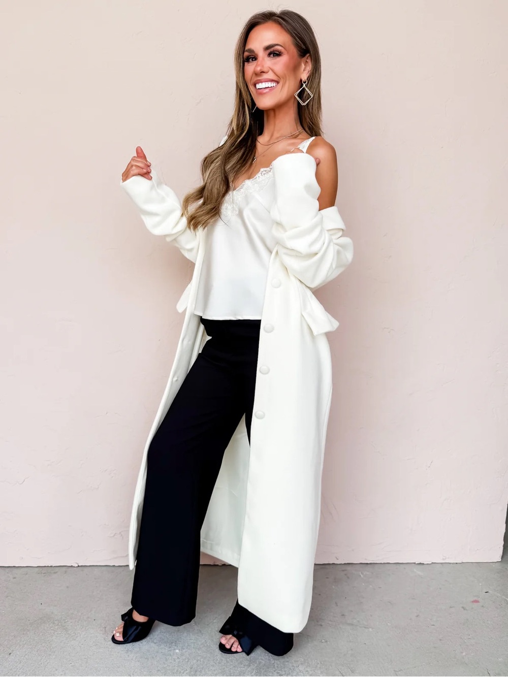 Elegant Off White Trench Coat - Timeless Clean Finish